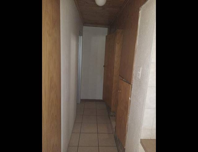 1 bed property to rent in MONDEOR